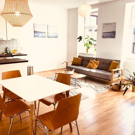 Helle 4 Zimmer Familien-Wohnung Mit Balkon! Schloss Schonbrunn In Gehdistanz Wina Bagian luar foto