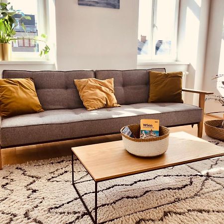 Helle 4 Zimmer Familien-Wohnung Mit Balkon! Schloss Schonbrunn In Gehdistanz Wina Bagian luar foto