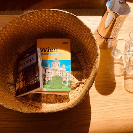 Helle 4 Zimmer Familien-Wohnung Mit Balkon! Schloss Schonbrunn In Gehdistanz Wina Bagian luar foto
