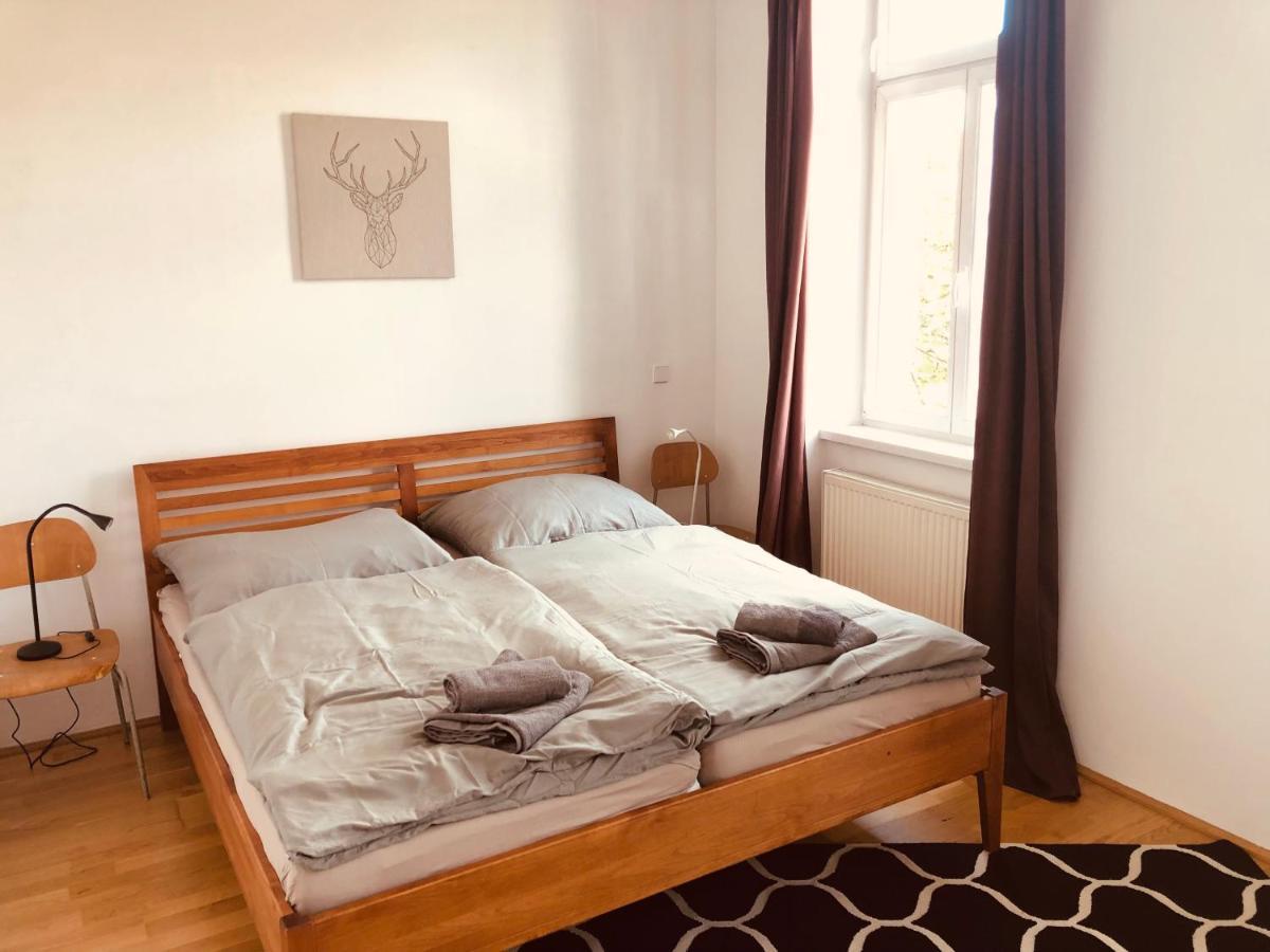 Helle 4 Zimmer Familien-Wohnung Mit Balkon! Schloss Schonbrunn In Gehdistanz Wina Bagian luar foto