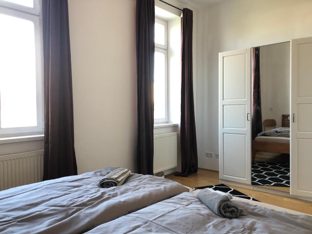 Helle 4 Zimmer Familien-Wohnung Mit Balkon! Schloss Schonbrunn In Gehdistanz Wina Bagian luar foto