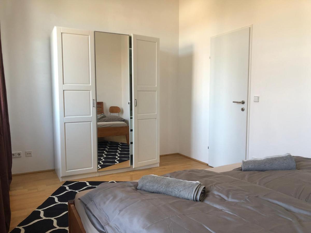 Helle 4 Zimmer Familien-Wohnung Mit Balkon! Schloss Schonbrunn In Gehdistanz Wina Bagian luar foto