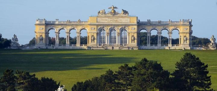 Helle 4 Zimmer Familien-Wohnung Mit Balkon! Schloss Schonbrunn In Gehdistanz Wina Bagian luar foto