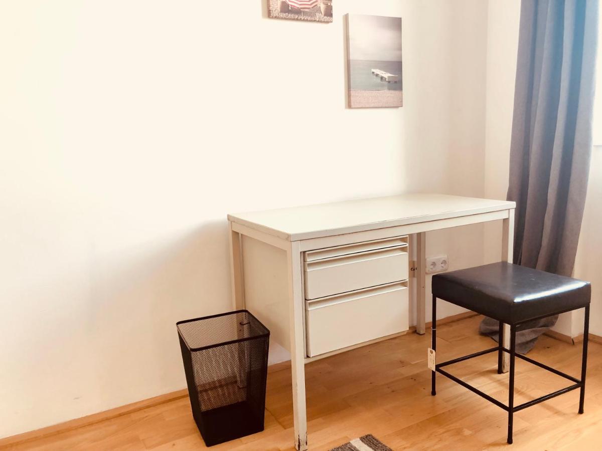 Helle 4 Zimmer Familien-Wohnung Mit Balkon! Schloss Schonbrunn In Gehdistanz Wina Bagian luar foto