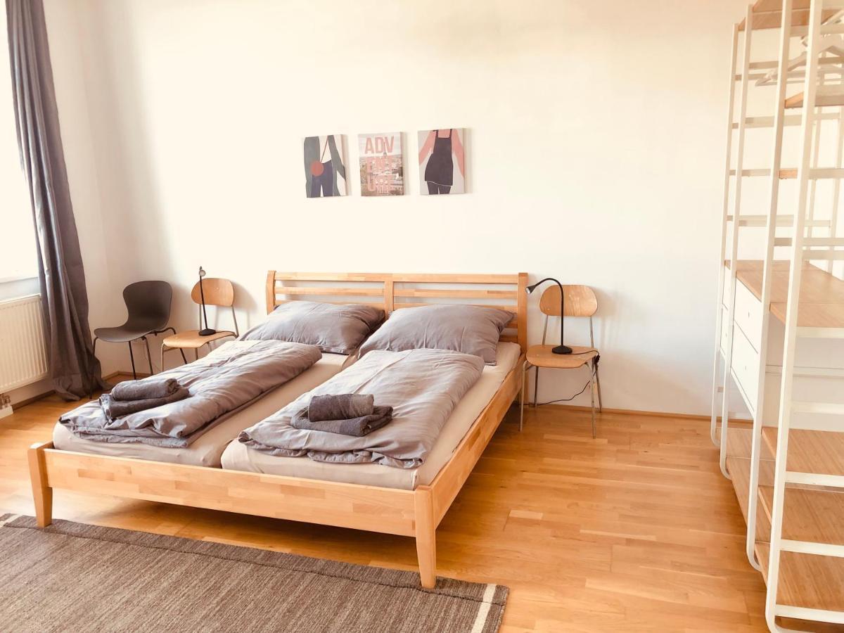 Helle 4 Zimmer Familien-Wohnung Mit Balkon! Schloss Schonbrunn In Gehdistanz Wina Bagian luar foto